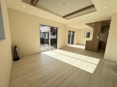 【内覧予約受付中】常盤平西窪町~全2棟~のリビング画像