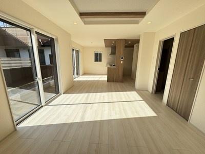 【内覧予約受付中】常盤平西窪町~全2棟~のリビング画像