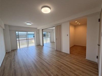 サンハイツ常盤平Ｂ棟のリビング画像