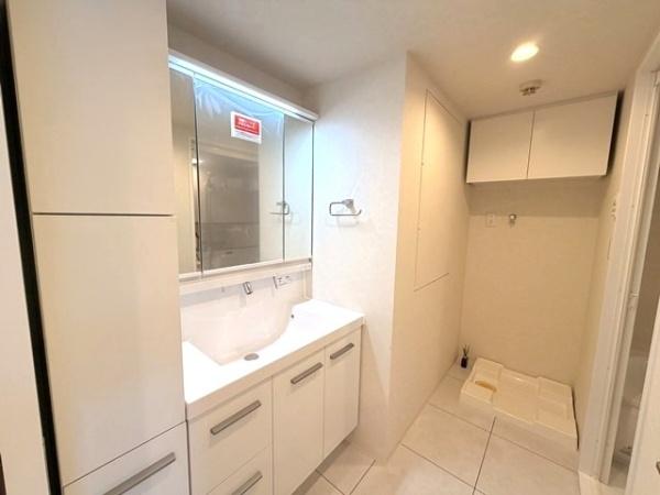 コスモ市川パサージュの洗面台・洗面所画像