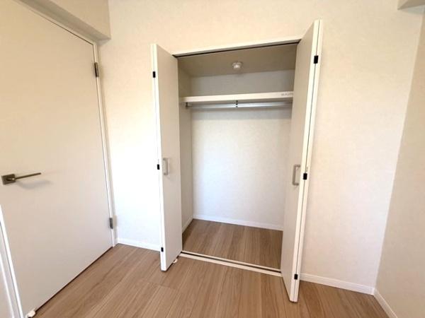 コスモ市川パサージュの収納画像