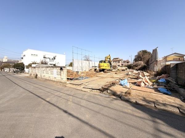 松戸市田中新田全6区画 5号地の前面道路含む現地写真画像