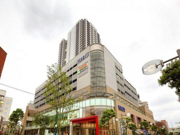 ミディオンセンターレジデンスの商店街画像