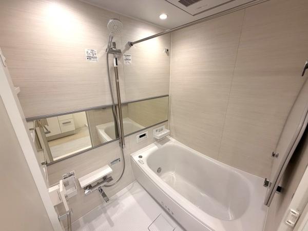 コンドミニアム初石Ｄ棟のバス画像