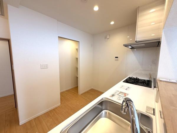 コンドミニアム初石Ｄ棟のキッチン画像