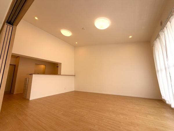 コンドミニアム初石Ｄ棟のリビング画像