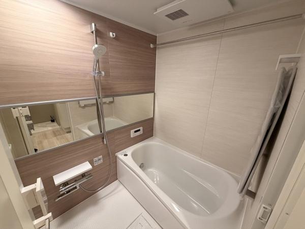 コンドミニアム初石Ｄ棟のバス画像