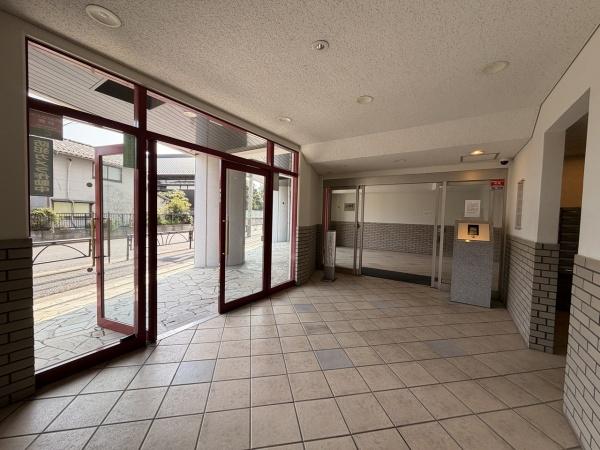 ダイアパレスホワイトテラス・グランディア水元公園のエントランス画像