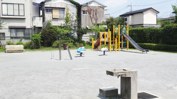 東金町10期 全2棟 1号棟の公園画像