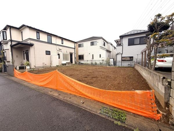 松戸市大金平4丁目の土地の前面道路含む現地写真画像