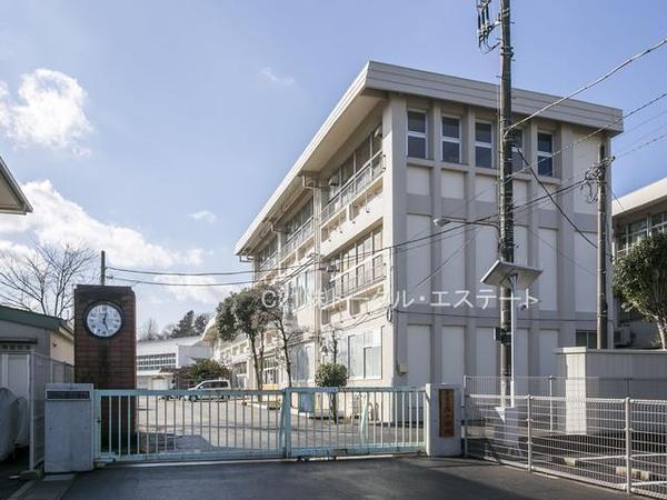 流山市松ケ丘4丁目の土地の小学校画像