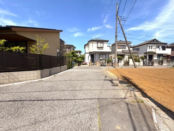 松戸市高塚新田の土地の前面道路含む現地写真画像