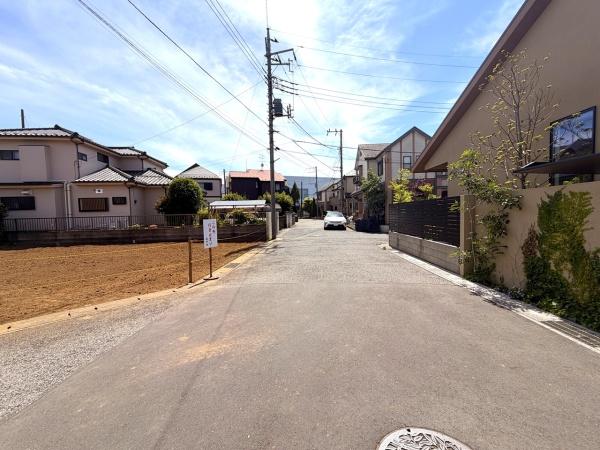 松戸市高塚新田の土地の前面道路含む現地写真画像