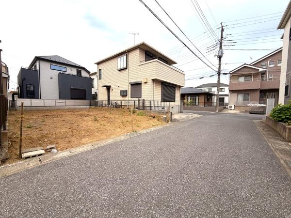 【建築条件なし】古ケ崎　売地全１区画の前面道路含む現地写真画像