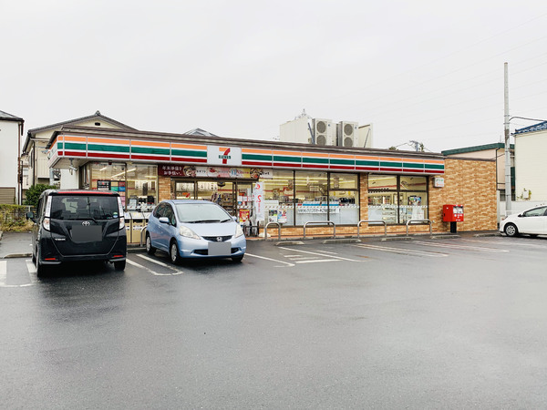 松戸市中金杉1丁目の中古一戸建のコンビニ画像