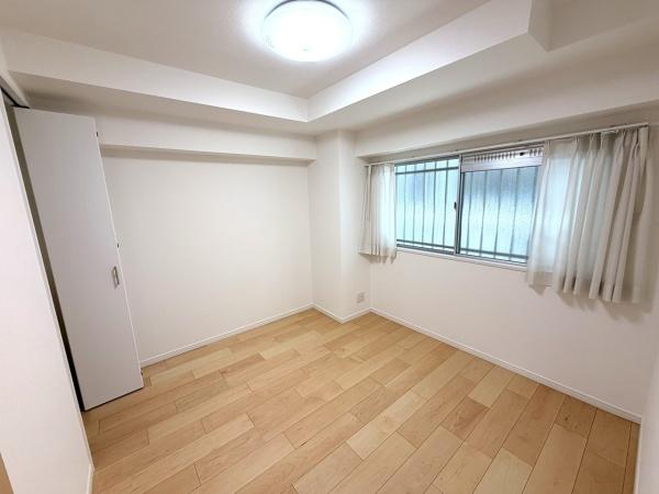 中銀松戸マンシオンの洋室画像