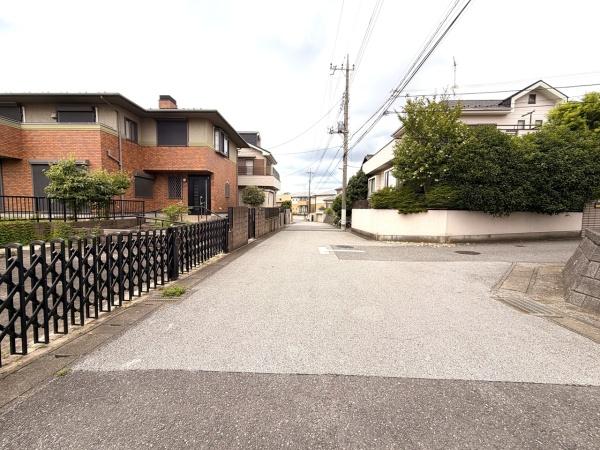 柏市逆井藤ノ台1期 全2区画の前面道路含む現地写真画像