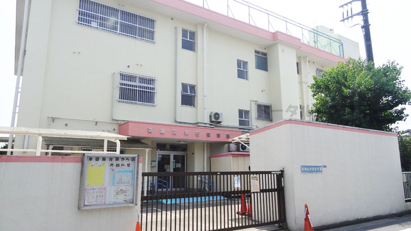 葛飾区南水元22期 全2棟の幼稚園・保育園画像
