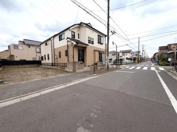 葛飾区水元17期1区画の前面道路含む現地写真画像