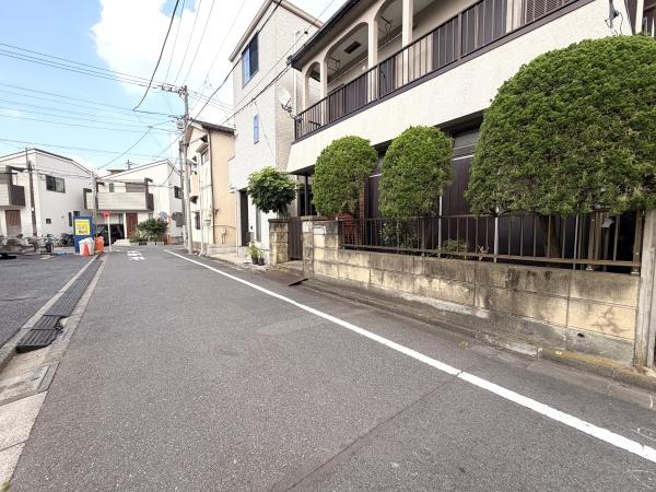 葛飾区西新小岩３丁目の土地の前面道路含む現地写真画像