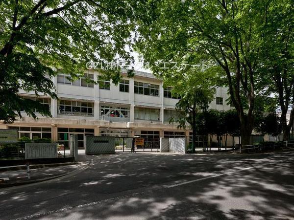 ヴェルデゾーナ新八柱の小学校画像