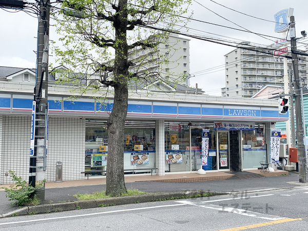サンライトパストラル壱番館C棟のコンビニ画像