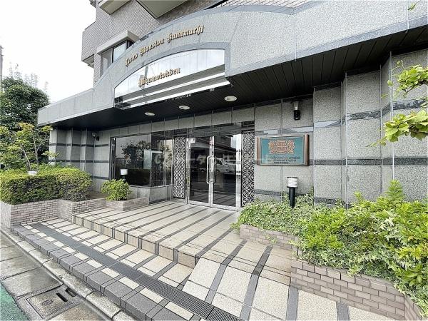ライオンズマンション金町水元公園のエントランス画像