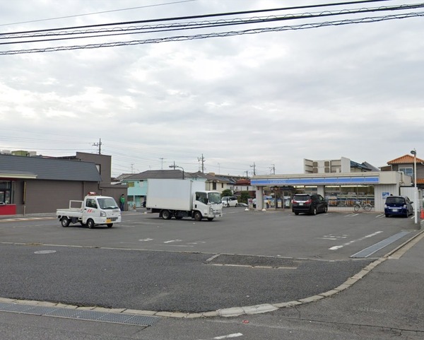 松戸市五香2丁目の土地のコンビニ画像