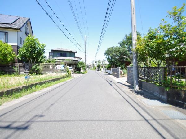 大網白里市南横川の前面道路含む現地写真画像