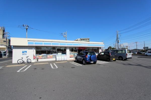 成田市　飯田町のコンビニ画像