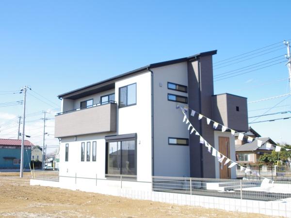 クレステージ八街　八街に　全３２区画・３１号棟の外観画像