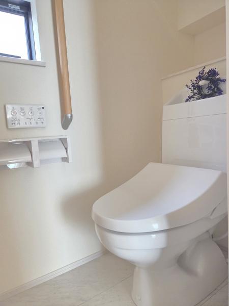 成田市　玉造２　全２棟　１号棟のトイレ画像