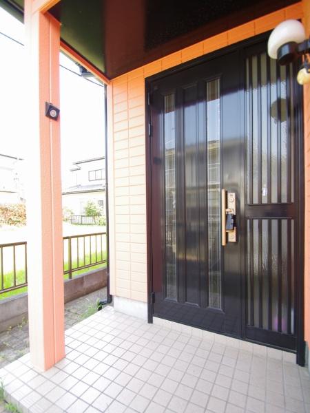 大網白里市　南飯塚の玄関画像