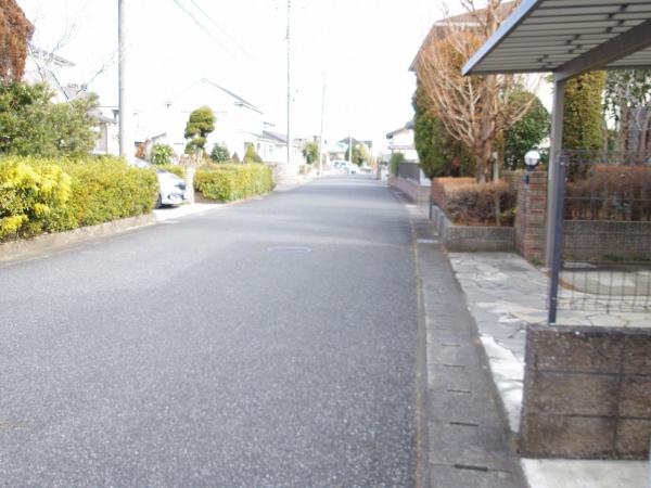 大網白里市　みどりが丘３丁目の前面道路含む現地写真画像