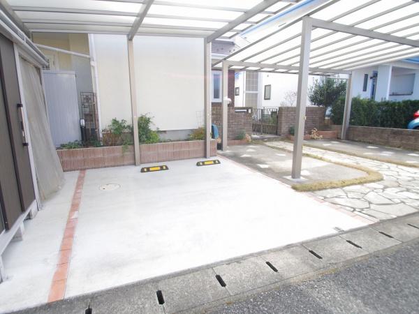 大網白里市　みどりが丘３丁目の駐車場画像