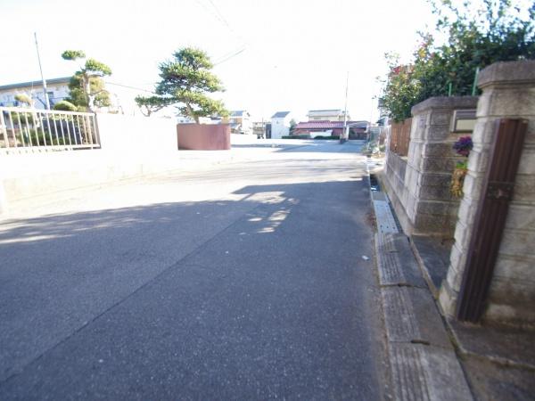八街市　八街ほ（やちまたし　やちまた　ほ）の前面道路含む現地写真画像