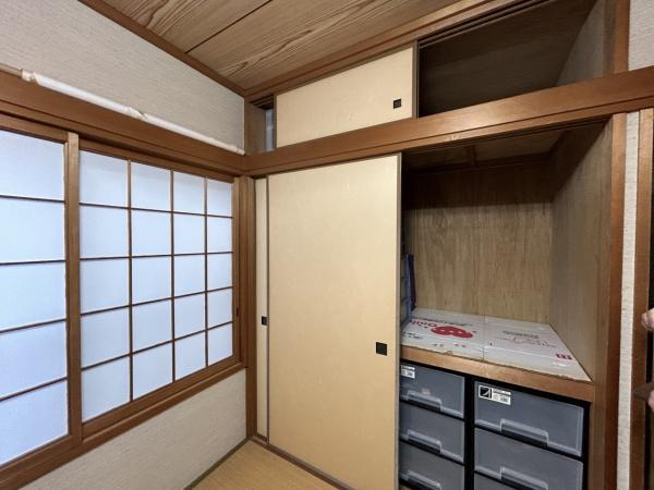 大網白里市　南飯塚（おおあみしらさとし　みなみいいづか）の収納画像