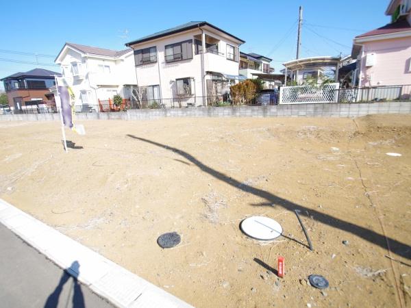 クレステージ八街　全３２区画・４号の分譲済街並み写真画像
