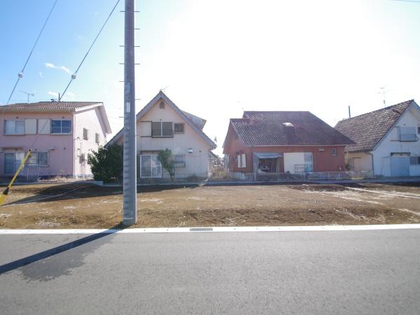 クレステージ八街　全３２区画・７号の前面道路含む現地写真画像