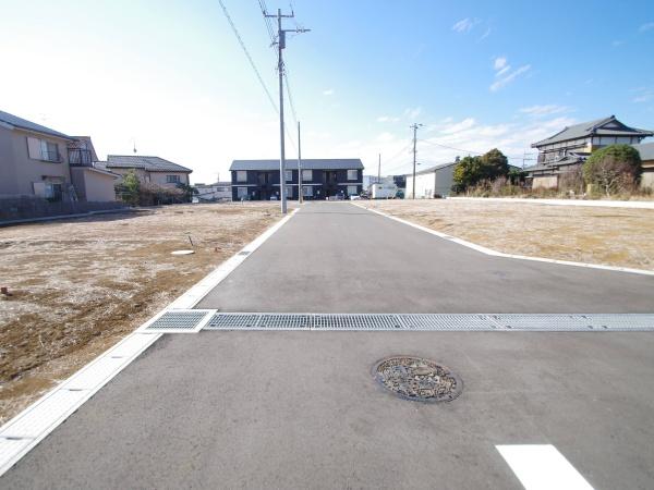 クレステージ八街　全３２区画・９号の分譲済街並み写真画像