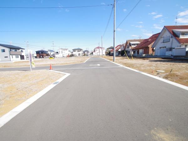 クレステージ八街　全３２区画・16号の分譲済街並み写真画像