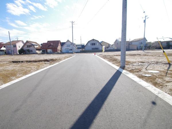クレステージ八街　全３２区画・18号の分譲済街並み写真画像