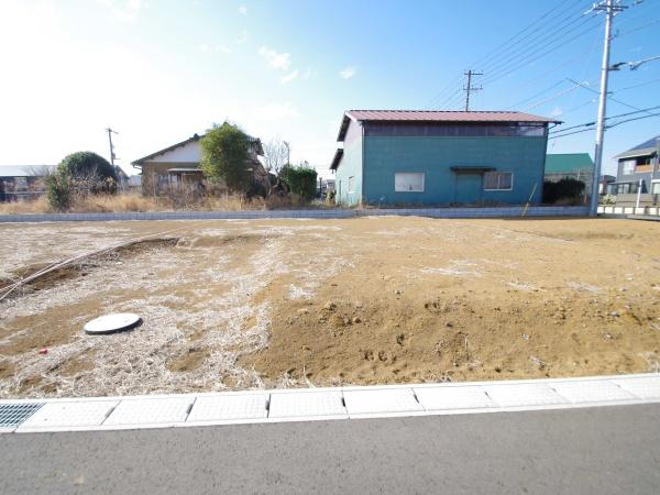 クレステージ八街　全３２区画・19号の前面道路含む現地写真画像