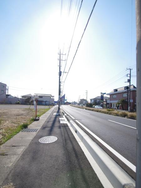 【車庫・事務所】東金市　東金の前面道路含む現地写真画像