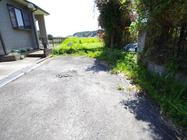 大網白里市　永田（おおあみしらさとし　ながた）の前面道路含む現地写真画像