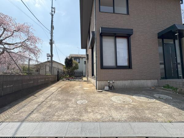 成田市　並木町（なりたし　なみきちょう）の駐車場画像