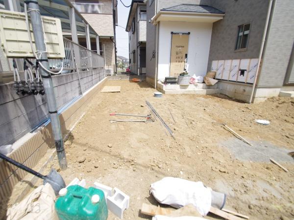 成田市　土屋　２　全１棟　１号棟の駐車場画像