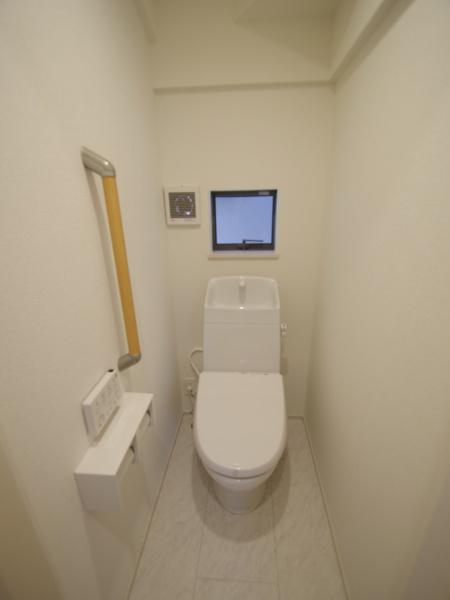 成田市　玉造３（５丁目）　全２棟　Ａ棟のトイレ画像