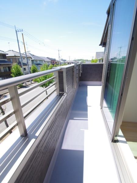 成田市　玉造３（５丁目）　全２棟　Ａ棟のバルコニー画像