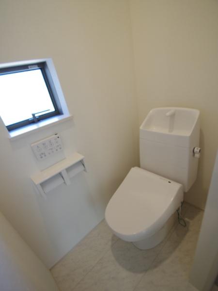 成田市　玉造３（５丁目）　全２棟　Ｂ棟のトイレ画像